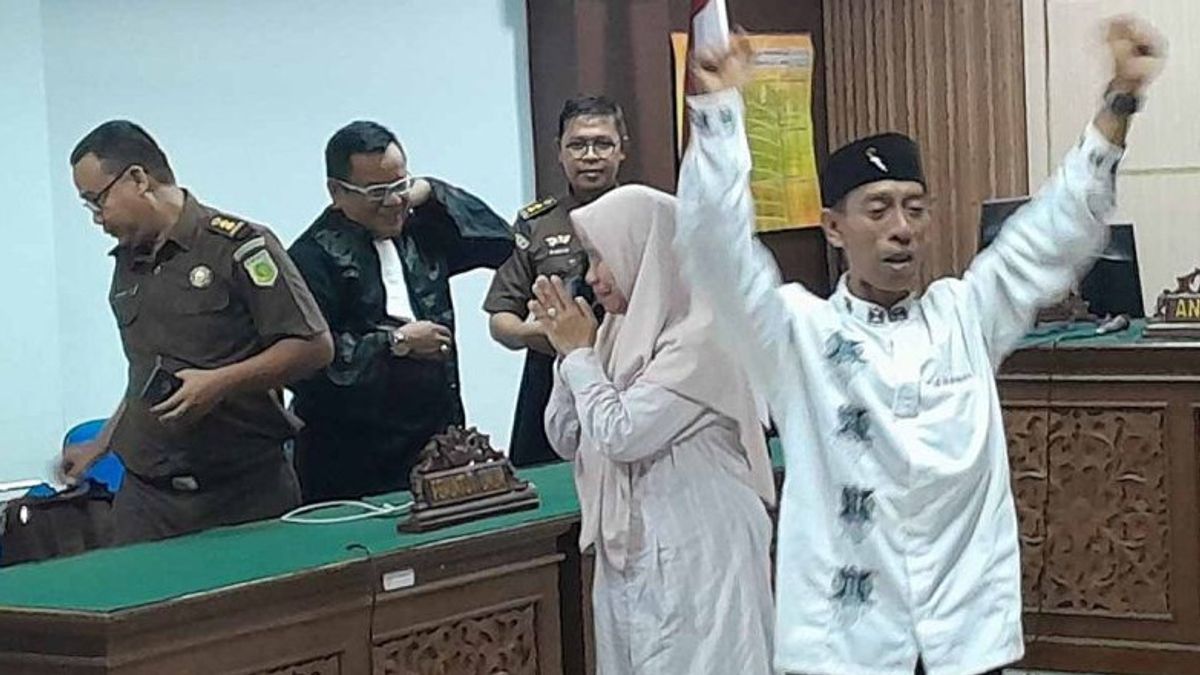 Judge Freed Sentence 5 Defendant Of Corruption Of The North Aceh Ocean Ocean Ocean Monument