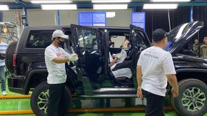 JHL Group Founder Proposes Hybrid Cars To Get Special Rights Such As Electric Cars