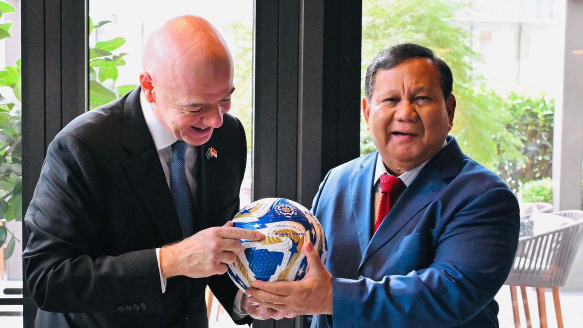 プラボウォがFIFA会長、DPRと会談:インドネシアが2026年ワールドカップに進出する目標