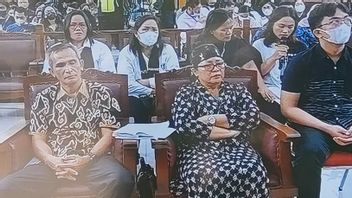 Puncak Kemarahan Ibu Brigadir J: Hendra Kurniawan-Kombes Susanto Disemprot Sampai Keluar 'Keringat Jagung'