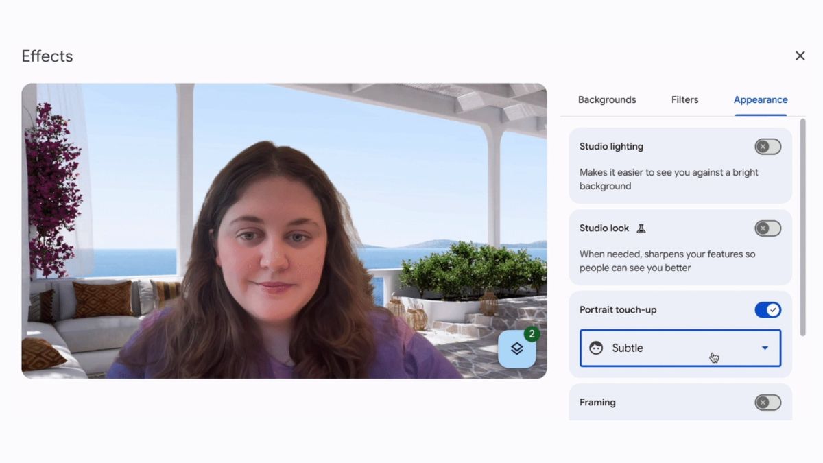 Un filtre d’assouplissement du visage disponible sur le site web de Google Meet