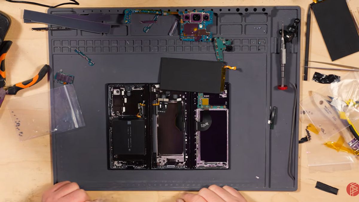 Galaxy Tri-Foldに9,600mAhバッテリーを注入、工場出荷時の2倍近く