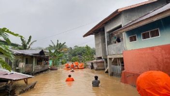  Cegah Tolitoli Kebanjiran Lagi, 4 Ekskavator BPBD Sulteng Dikerahkan Normalisasi Sungai 
