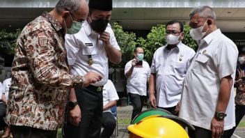 Bobby Asks Residents Not To Be Dirty, Now 110 CSR Trash Bins Help Medan Clean