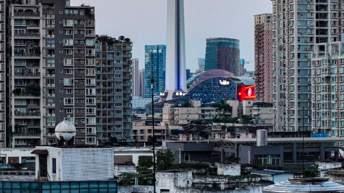 Konstruksi Stasiun Metro di Chengdu China Runtuh hingga Muncul Lubang Besar