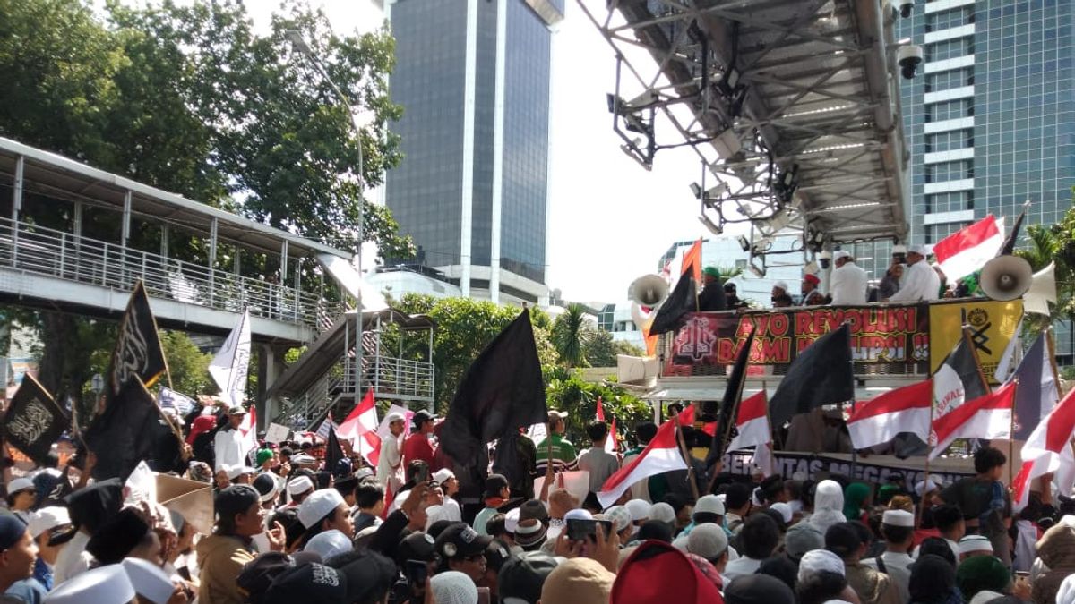 There Was The 212 Action Mass, TransJakarta Bus Route Diverted