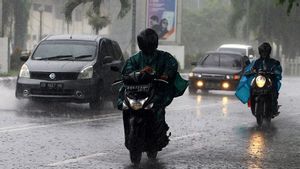 Waspadai Potensi Hujan Lebat Guyur 20 Provinsi