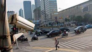 Pramono Anung Wajibkan Gedung Empat Lantai Lebih Terhubung CCTV Pemprov DKI