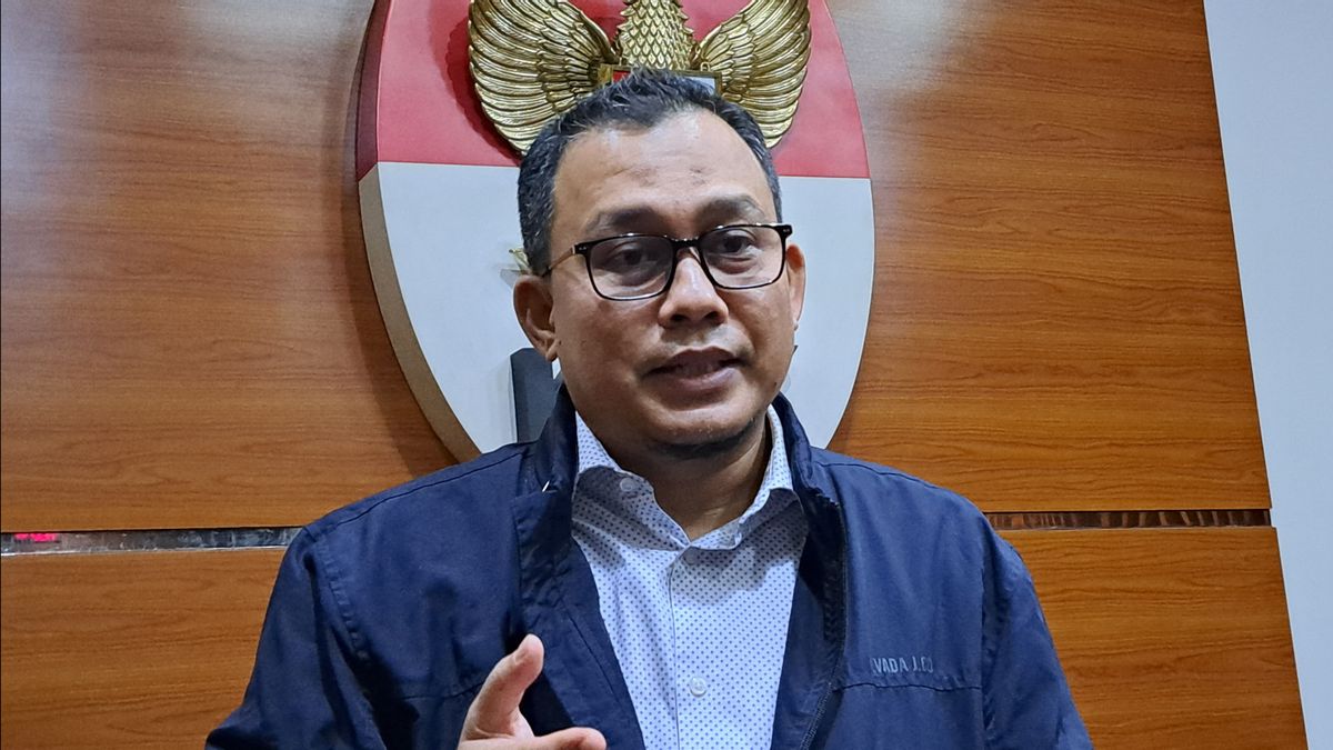 The Suspect In The Bribery Case, Lukas Enembe, Was Examined By The KPK Today