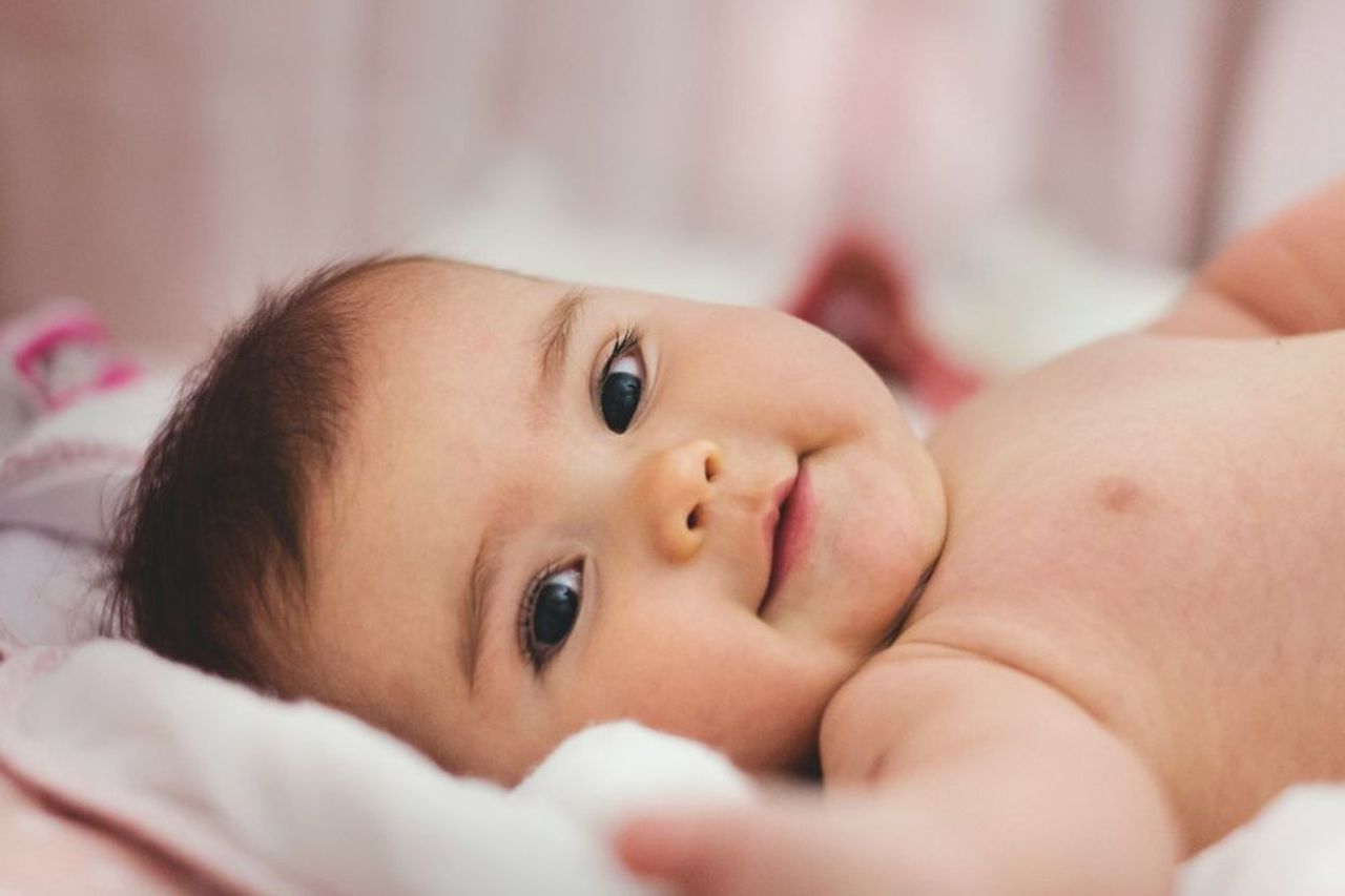 Pès corporel maximal du bébé de 0 à 2 ans
