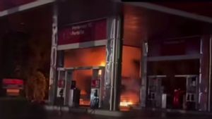 Polisi Selidiki Penyebab SPBU Pertamina Terbakar di Kemanggisan