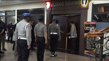 Hari Ini, Giliran Brimob Pengemudi Rantis yang Jalani Sidang KKEP Tewasnya Affan Kurniawan