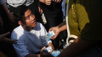 Central Jakarta Bawaslu Express Gibran Rakabuming Violates DKI Gubernatorial Regulation On Distributing Milk In CFD