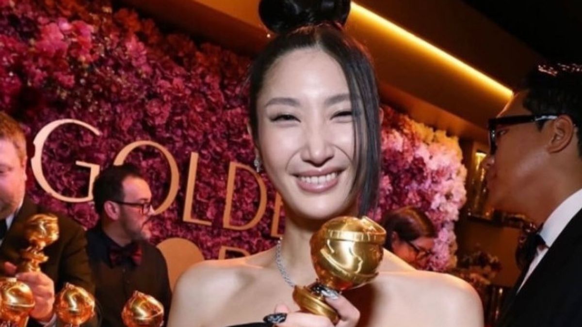 EJAE Remembers K-pop Idol Rejection in Winning Speech at 2026 Golden Globes