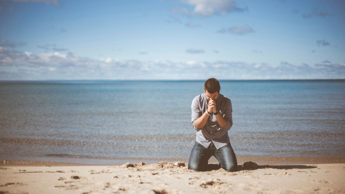 What is Tawakal: Definition to its Benefits