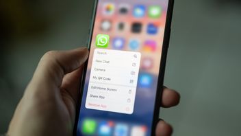 WhatsApp은 Apple의 액체 유리 디자인을 채택할 예정입니다.