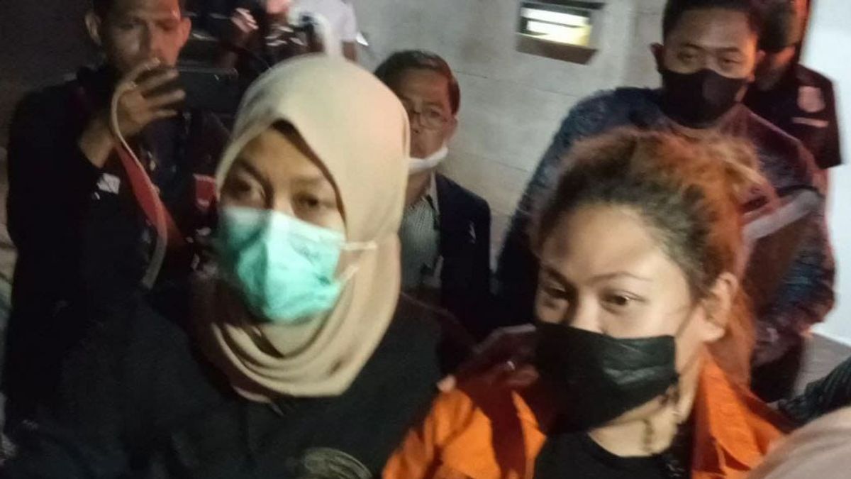 Jadi Tersangka Kasus Penipuan CPNS, Anak Nia Daniaty Ditahan di Polda Metro Jaya 