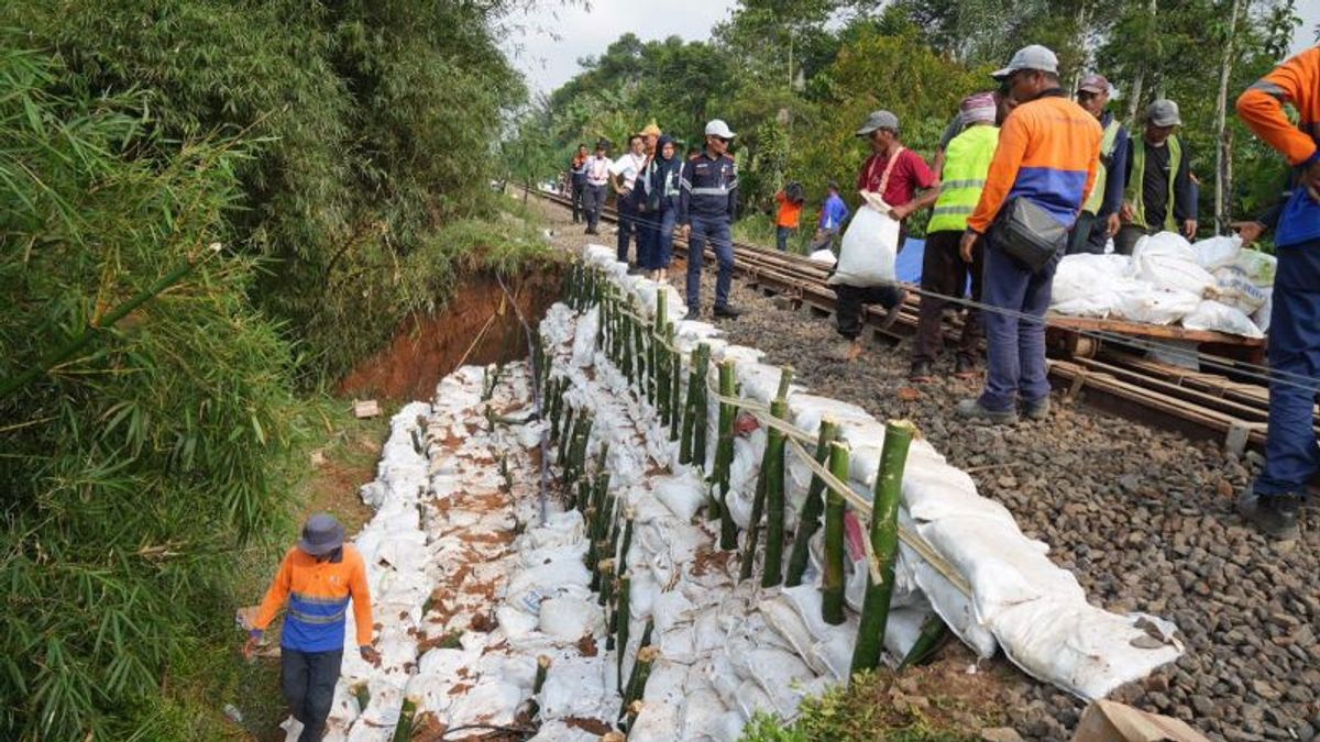 Operation of the Siliwangi Norman Train, Completion of Cibeber-Lampegan Land Scrape Line Repair