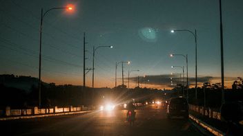 犯罪を最小限に抑え、西バンカ県政府は何百もの街路灯を追加
