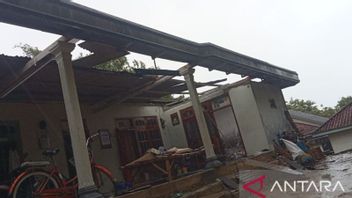 تضرر 49 منزلا لسكان باميكاسان بسبب الرياح الساخنة ، هذه أسوأ منطقة