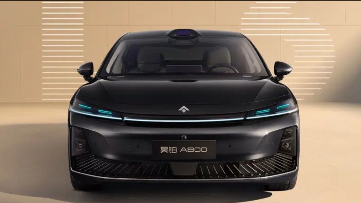 GAC Hyptec A800 رسميا، سيارة سيدان متطورة رخيصة النتاج من التعاون مع Huawei