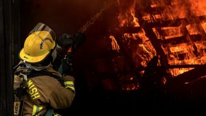 中国の火薬工場爆発で21人が死亡