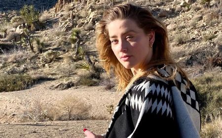 Keluar dari Hollywood, Amber Heard Disebut Menetap di Madrid