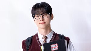 Hwang Minhyun Dapat Tawaran <i>Study Group 2</i>, Gabung Habis Militer
