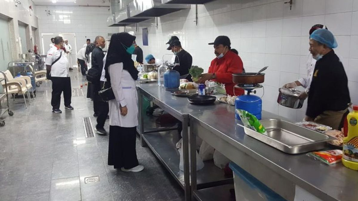 Sampai di Arab Saudi, Calon Haji Langsung Dapat Pelengkap Konsumsi Asli Indonesia ada Teh Sampai Saus 