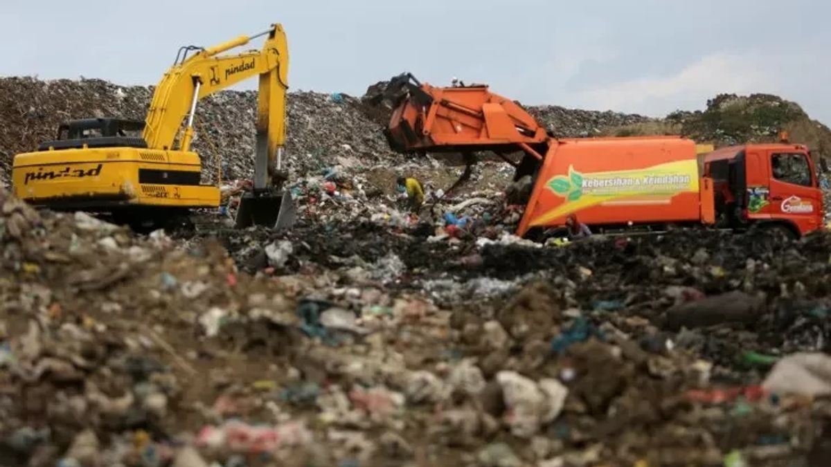 ロンボク島中央埋立地の廃棄物は3年以内に発生すると推定されています 