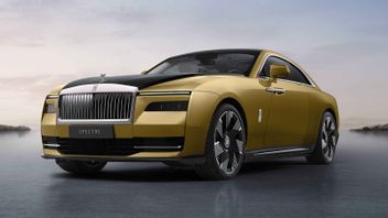 Rolls-Royce Debuts Its First Electric Car, Spectre In 2023