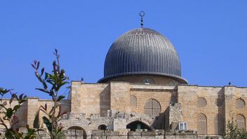 Intelijen Israel Gerebek Rumah dan Interogasi Imam Masjid Al Aqsa