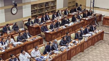 إلغاء الحظر المفروض على البث المباشر للمحاكمات في مشروع قانون KUHAP ، المراقب: Dpr يضمن الكشف عن المعلومات والشفافية القانونية