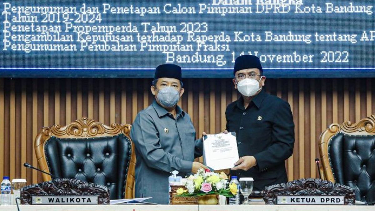 Pemkot Bandung Hibahkan Bansos Rp39 Miliar untuk 9.176 Guru Agama