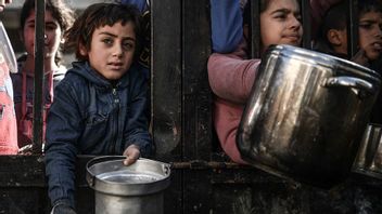 يطلب الاتحاد الأوروبي من إسرائيل التوقف عن عرقلة الوصول إلى المساعدات إلى غزة