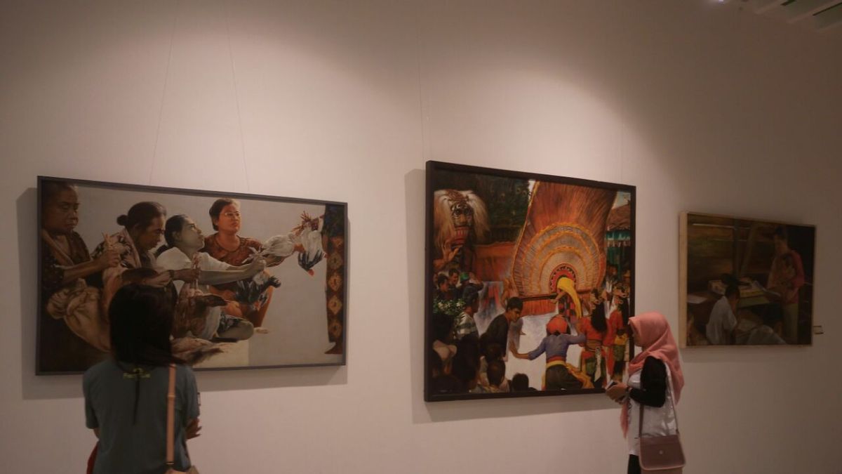 How to Show the Culture That Exists in Indonesia Most Simply