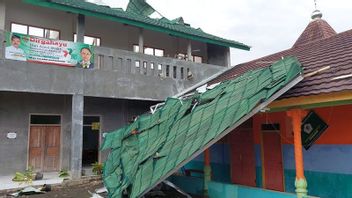 40 Minutes Of Rain And Winds Of Puting Beliung, 118 Buildings In 2 Villages Of Cilacap Regency Damaged