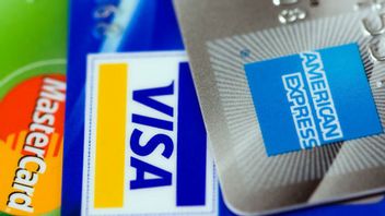 Modus Kartu Rekayasa: Cip Amex Curian Dipakai Belanja Mewah di Singapura