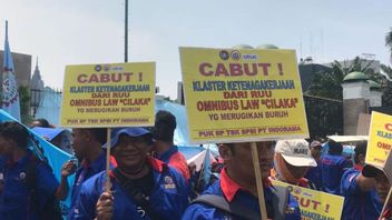 Demo Buruh Tolak Omnibus Law Cipta Kerja, 1.753 Personel Jaga Kawasan DPR