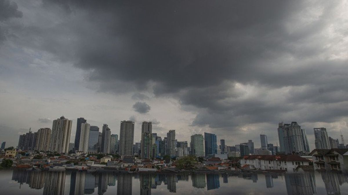Jakarta Diperkirakan Hujan pada Jumat Siang dan Malam Hari