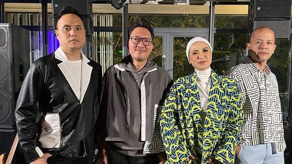 Ecoutez Rilis Single Baru Sebagai Perayaan Kembalinya Delia Septianti