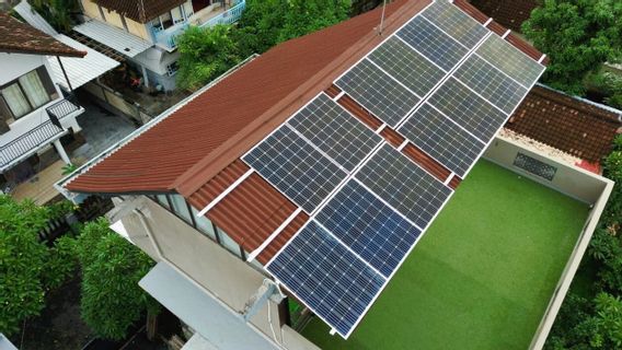 Governor Of Bali Issues SE Rooftop PLTS, Asks Hotels And Restaurants To Install Panels