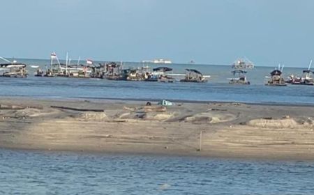 Tambang Timah Ilegal di Pantai Cemara Babel Dianggap Ganggu Wisata, Aparat Diminta Bertindak