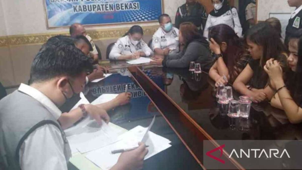 Satpol PP Won 6 Sex Workers In Kalimalang, The Smallest 18 Years Old