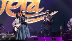 Selebrasi 55 Tahun Soneta, Rhoma Irama Dendangkan Lagu <i>A Whole New World</i>