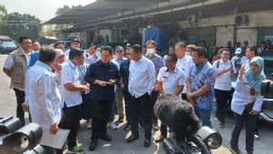 Cek Pasar Induk Cipinang, Menteri BUMN: Harga Beras Sudah Turun 11 Persen