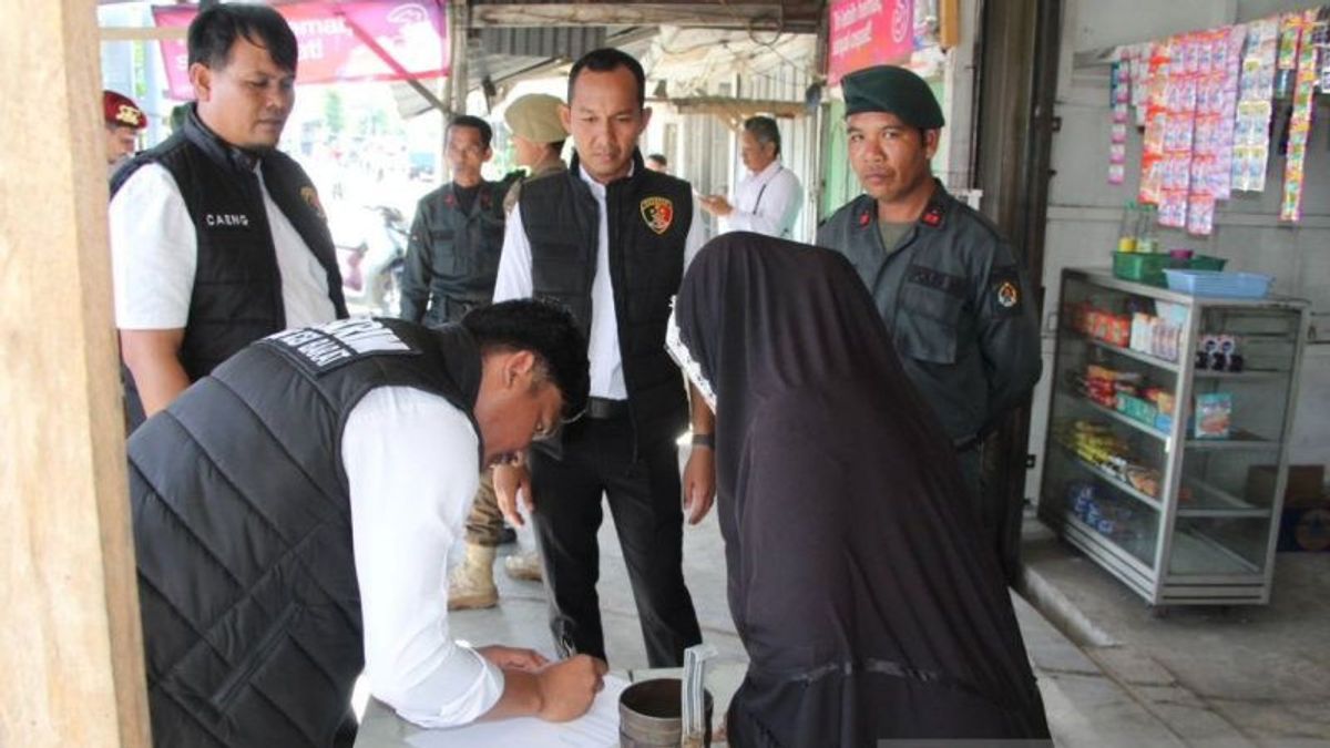Pedagang ‘Nakal’ di Aceh Barat Tertangkap Jual BBM-Elpiji di Atas HET, Polisi: Jangan Coba-coba Lagi
