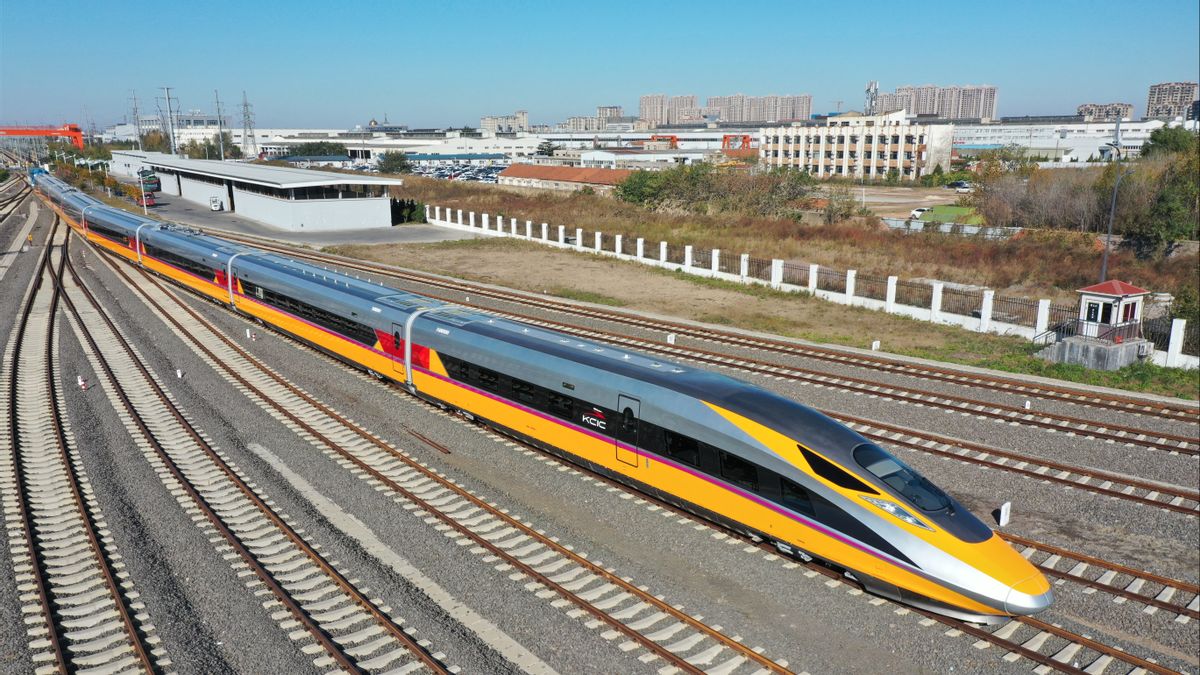 困難な地形、KCICはテガルアールに護衛される中国から到着する一連の高速列車を要請する
