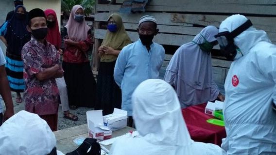 Usai Mandikan Jenazah Positif COVID-19, 20 Warga Nagan Raya, Aceh Reaktif <i>Rapid Test</i>