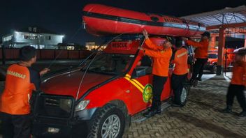 SARチームは、コラカ海域で釣りをしている間に溺死した3人の若者を捜索します